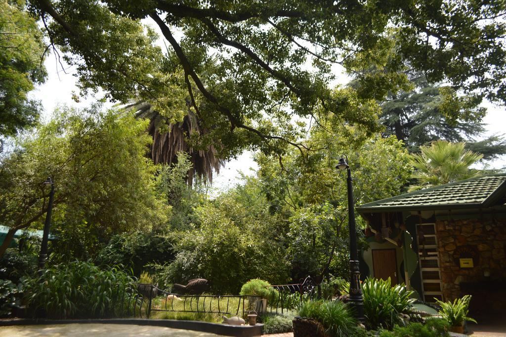 Rabbit Hole Hotel Johannesburg Exterior foto